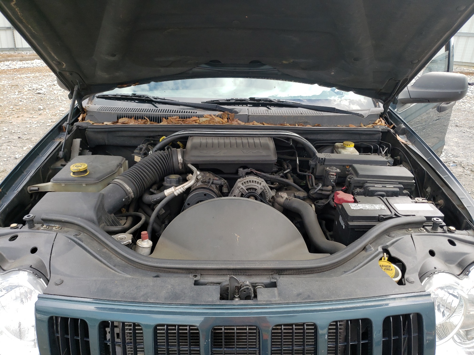Photo 7 from auction – 2005 JEEP GRAND CHER with VIN 1J4GR48K75C612326