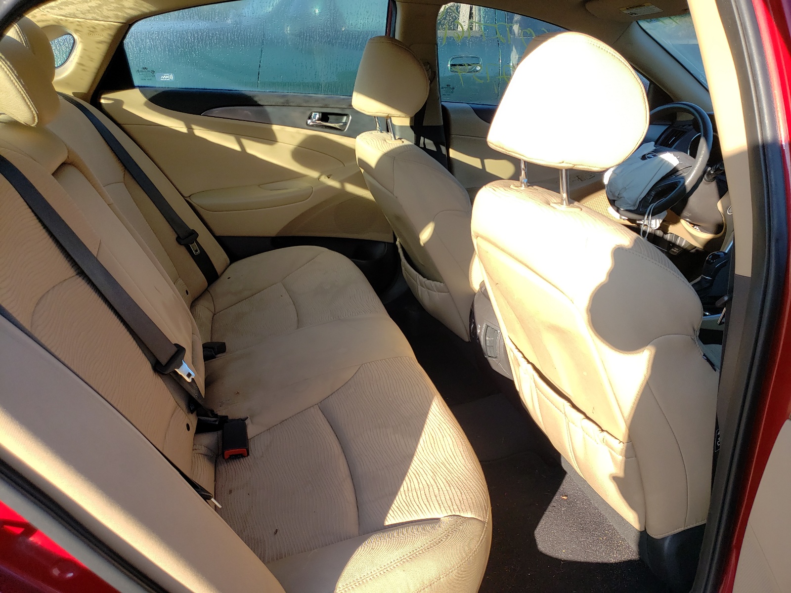 Photo 6 from auction – 2011 HYUNDAI SONATA HYB with VIN KMHEC4A49BA007317