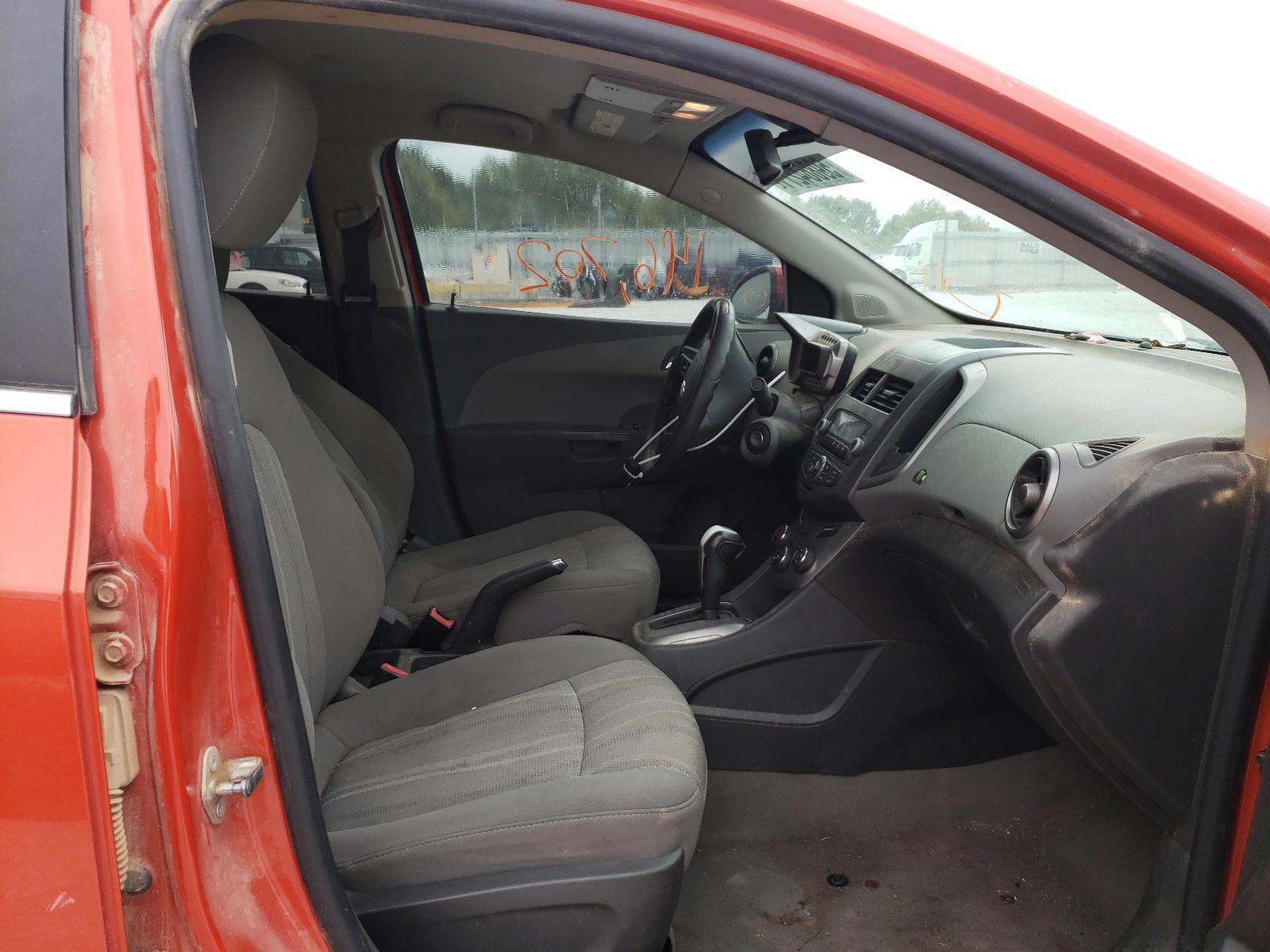 Photo 5 from auction – 2012 CHEVROLET SONIC LT with VIN 1G1JC5SH9C4158550