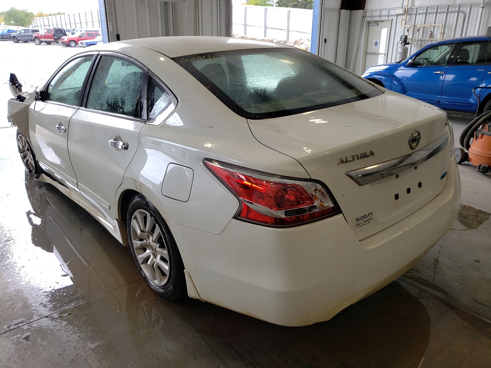 Photo 3 from auction – 2014 NISSAN ALTIMA 2.5 with VIN 1N4AL3AP9EN383428