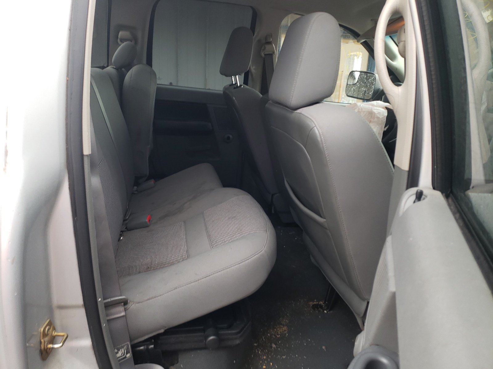Photo 6 from auction – 2007 DODGE RAM 1500 S with VIN 1D7HU18247S133898