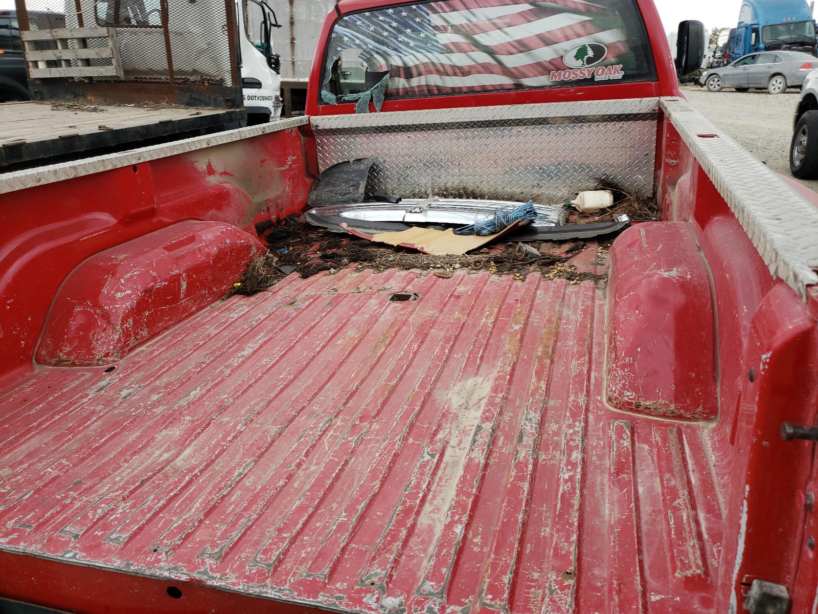 Photo 6 from auction – 2002 DODGE RAM 3500 with VIN 3B7MF36602M252117