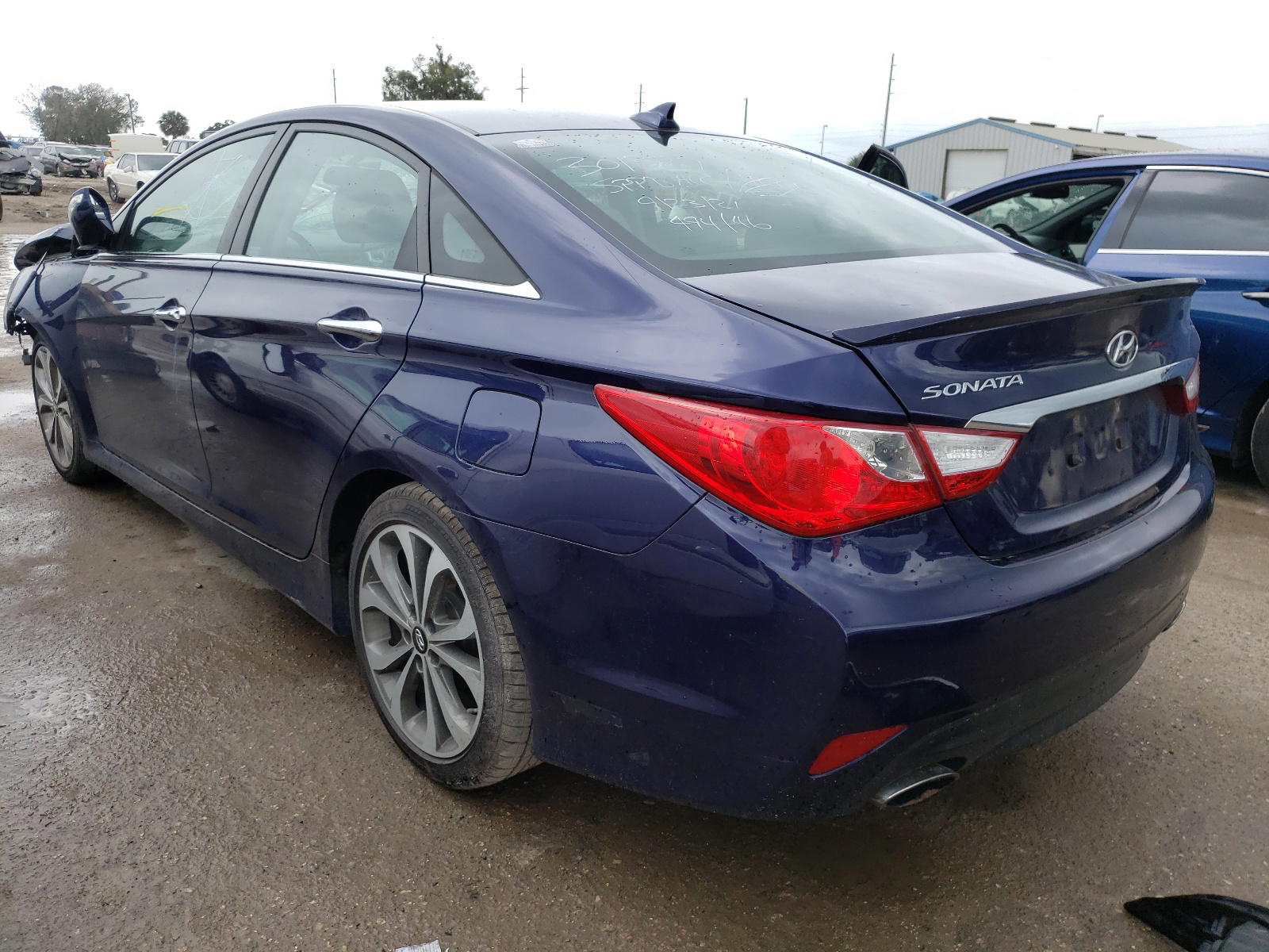 Photo 3 from auction – 2014 HYUNDAI SONATA SE with VIN 5NPEC4AC3EH851538
