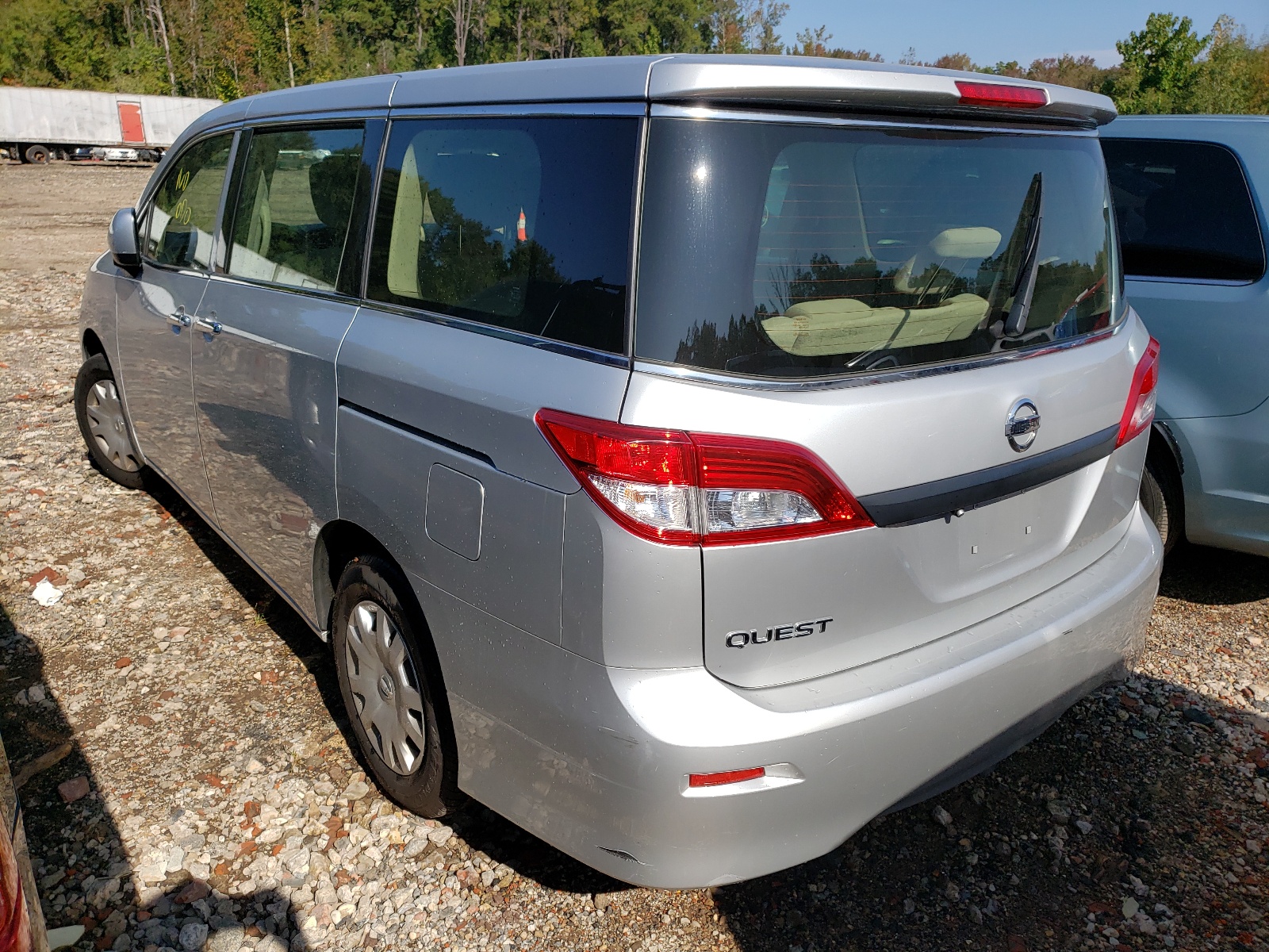 Photo 3 from auction – 2016 NISSAN QUEST S with VIN JN8AE2KPXG9153278