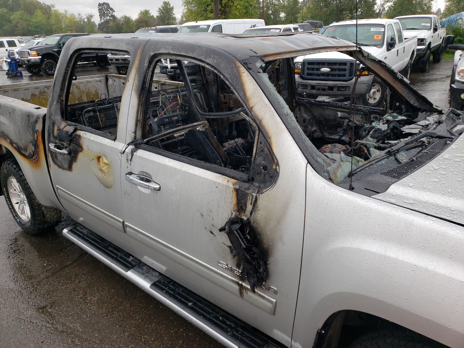Photo 9 from auction – 2011 GMC SIERRA K15 with VIN 3GTP2VE35BG404645