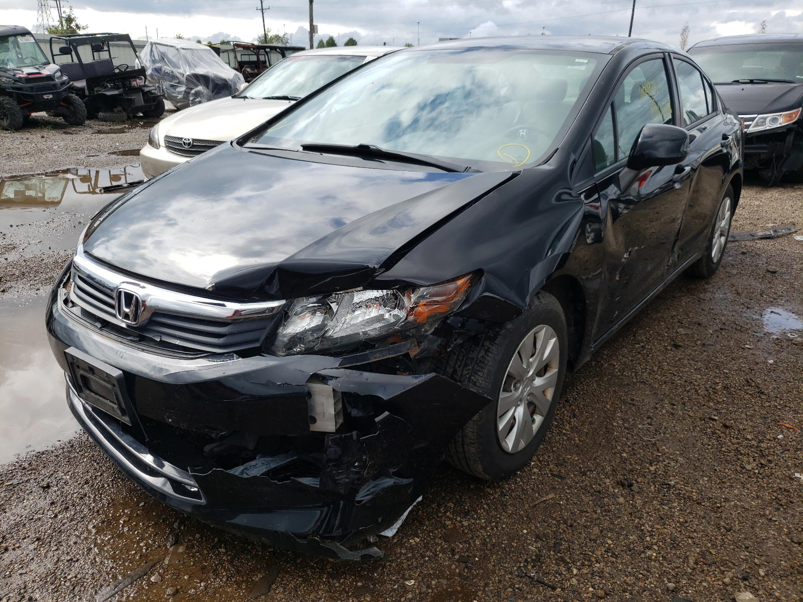 Photo 2 from auction – 2012 HONDA CIVIC LX with VIN 19XFB2F51CE056883