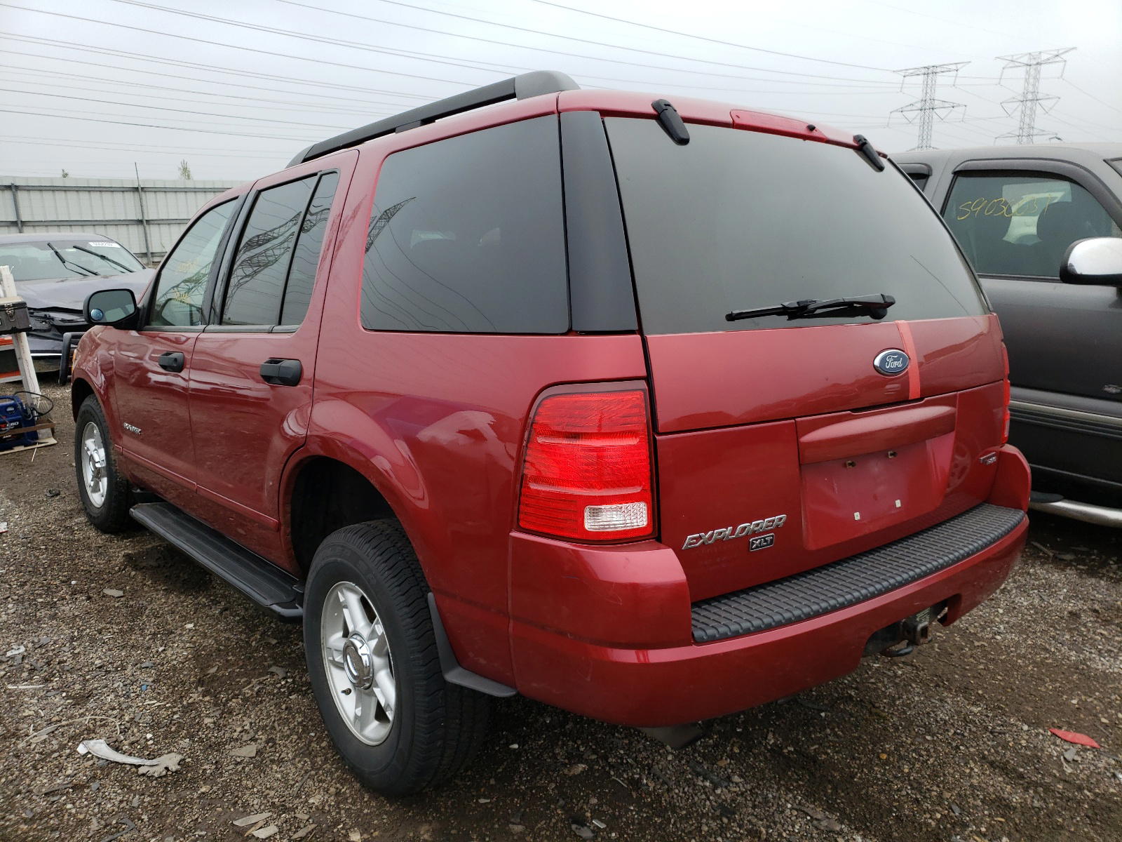 Photo 3 from auction – 2005 FORD EXPLORER X with VIN 1FMZU73K25UA02491