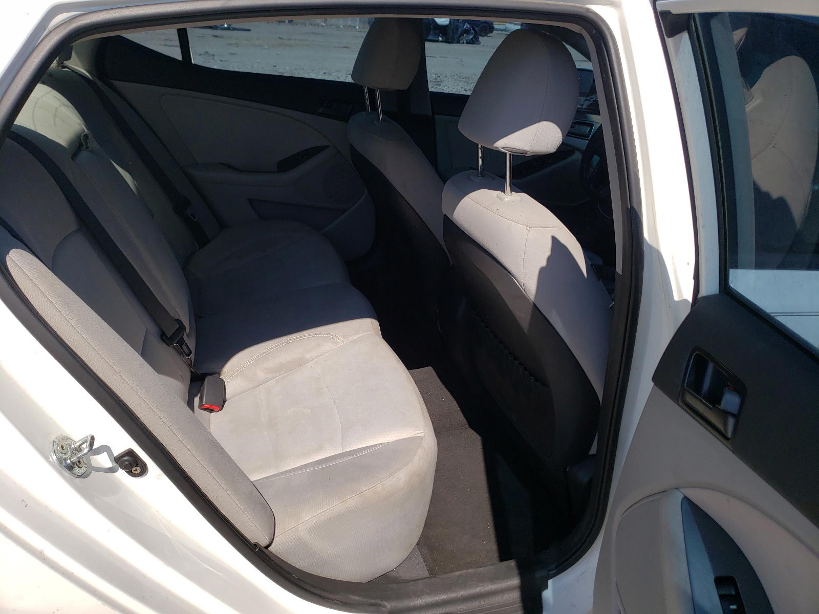 Photo 6 from auction – 2013 KIA OPTIMA LX with VIN KNAGM4A78D5312787