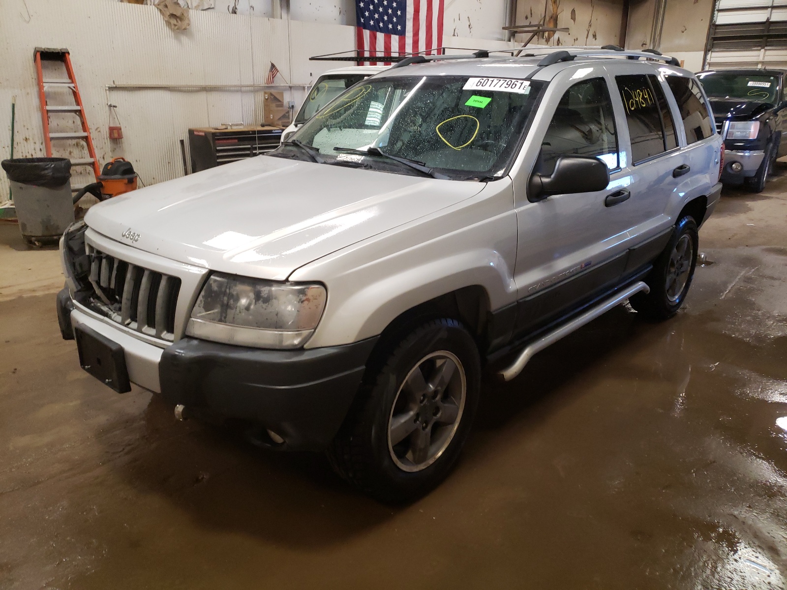 Photo 2 from auction – 2004 JEEP GRAND CHER with VIN 1J4GW48JX4C181561
