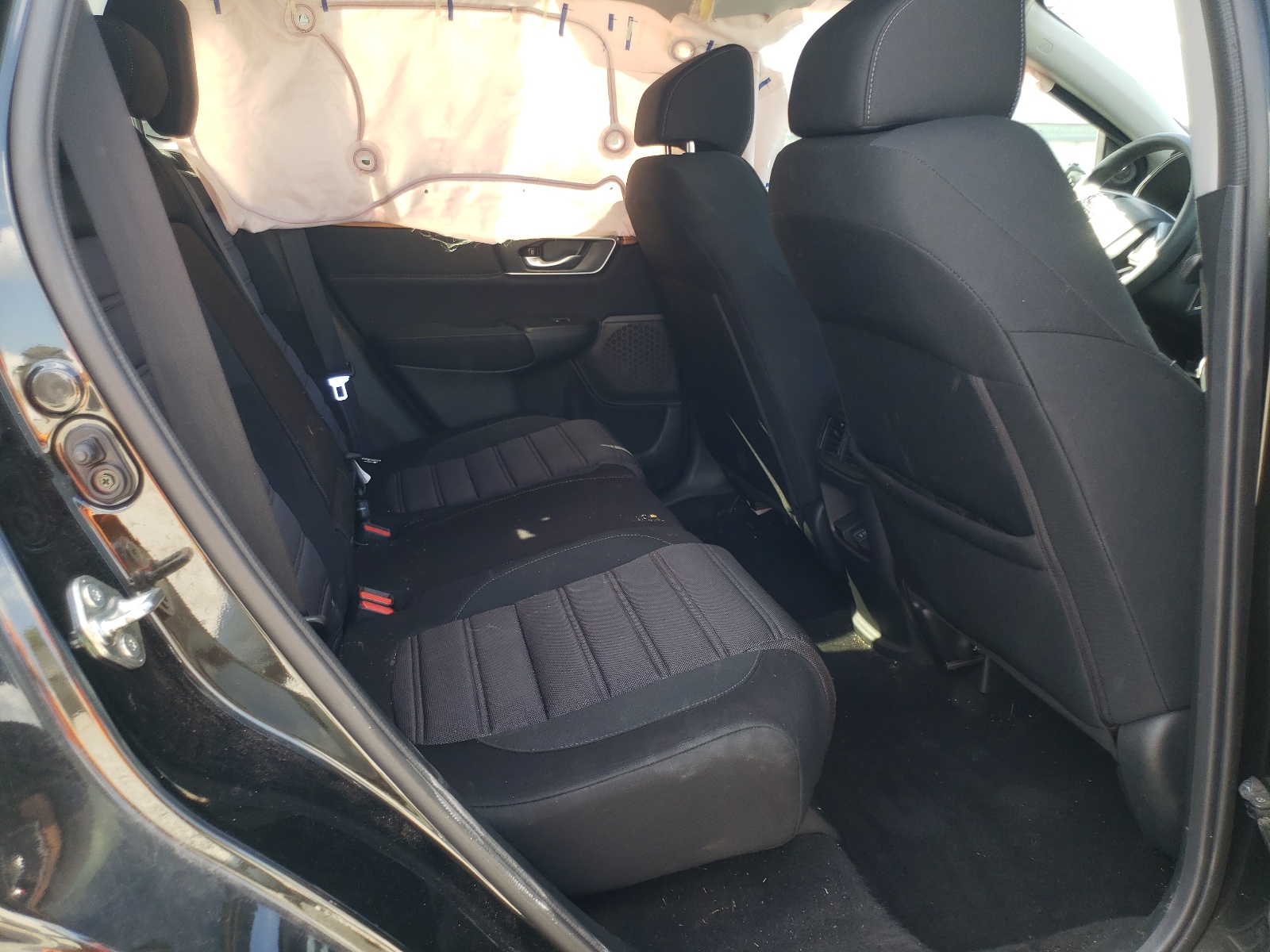 Photo 6 from auction – 2018 HONDA CR-V EX with VIN 7FARW1H54JE005690