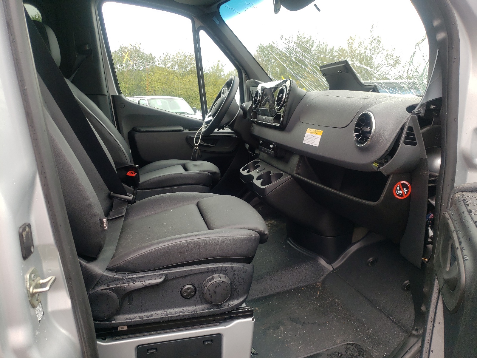 Photo 5 from auction – 2020 MERCEDES-BENZ SPRINTER 2 with VIN W1Z4EGHY2LT032268