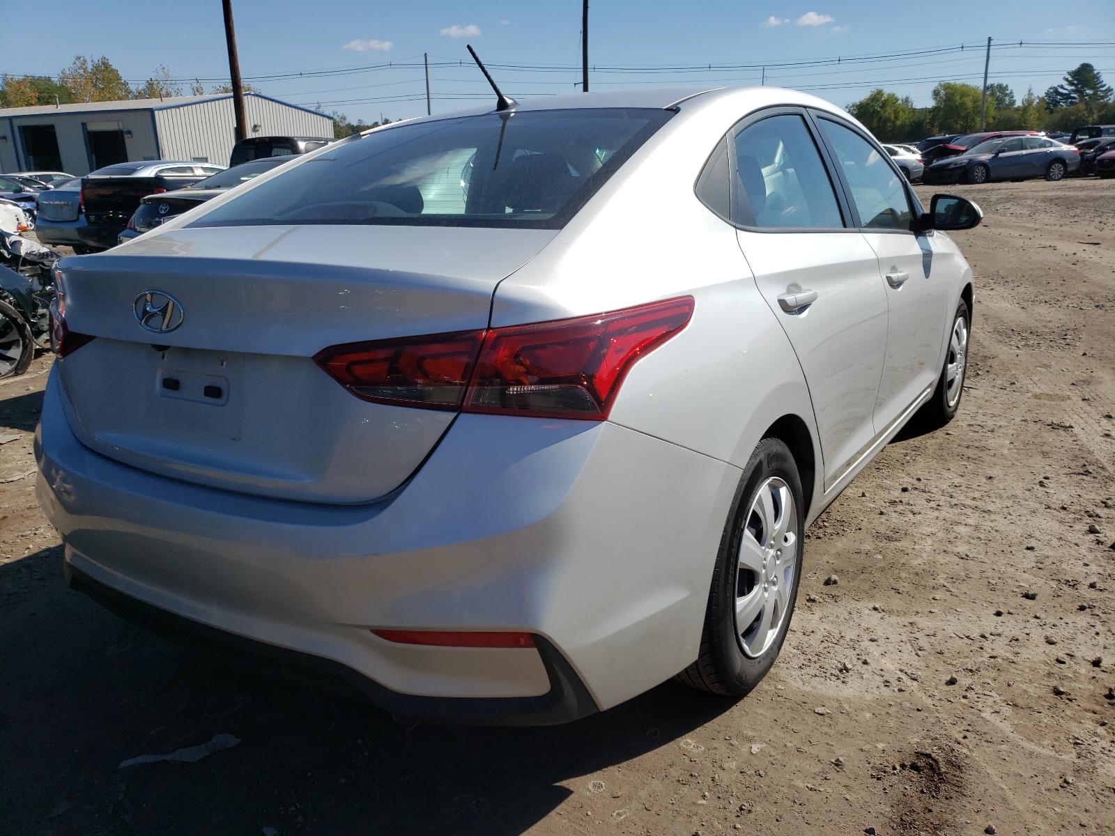Photo 4 from auction – 2019 HYUNDAI ACCENT SE with VIN 3KPC24A38KE085011