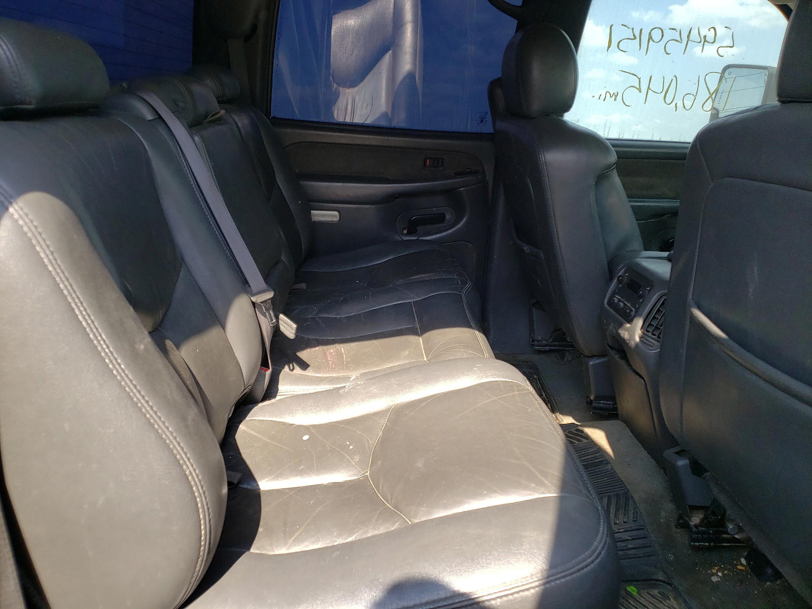 Photo 6 from auction – 2003 CHEVROLET SILVERADO with VIN 1GCHK23113F189823