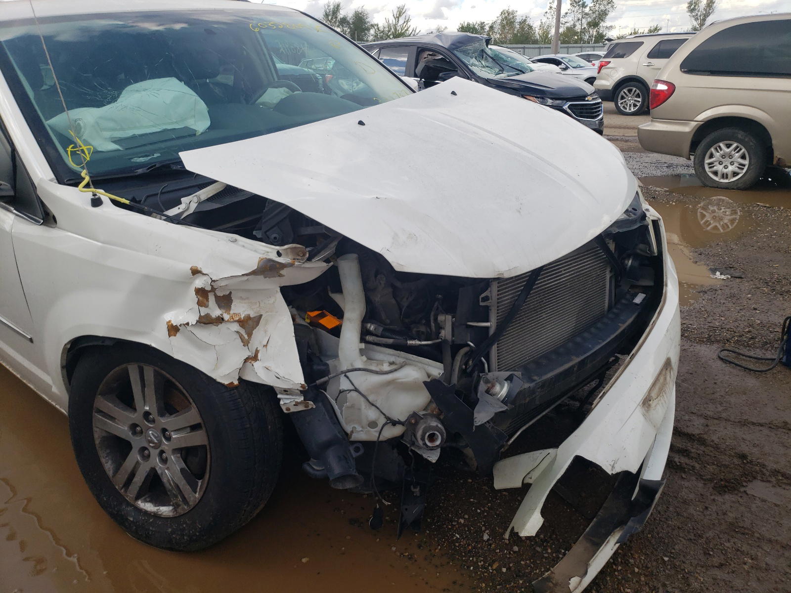 Photo 9 from auction – 2010 DODGE GRAND CARA with VIN 2D4RN5DX4AR332787