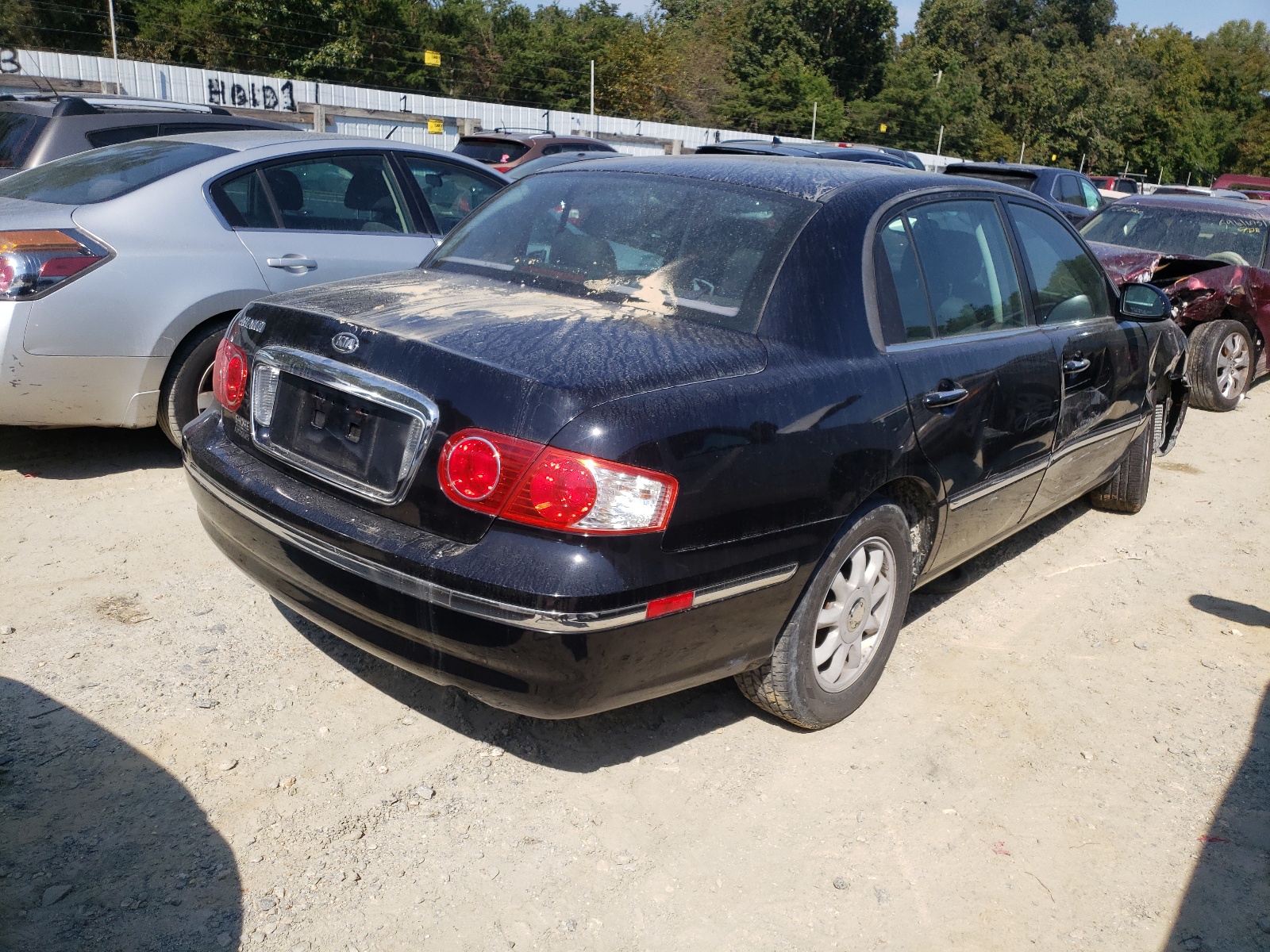 Photo 4 from auction – 2005 KIA AMANTI with VIN KNALD124155053658