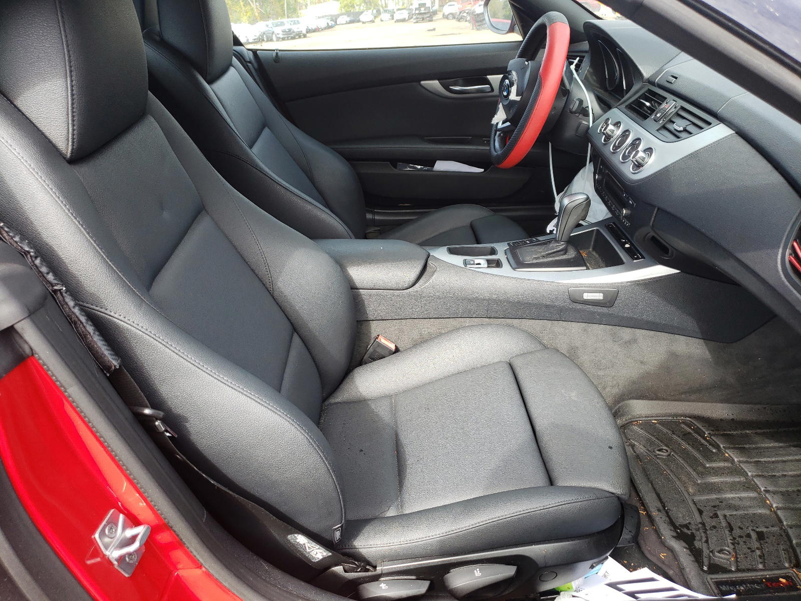 Photo 5 from auction – 2010 BMW Z4 SDRIVE3 with VIN WBALM5C5XAE377331