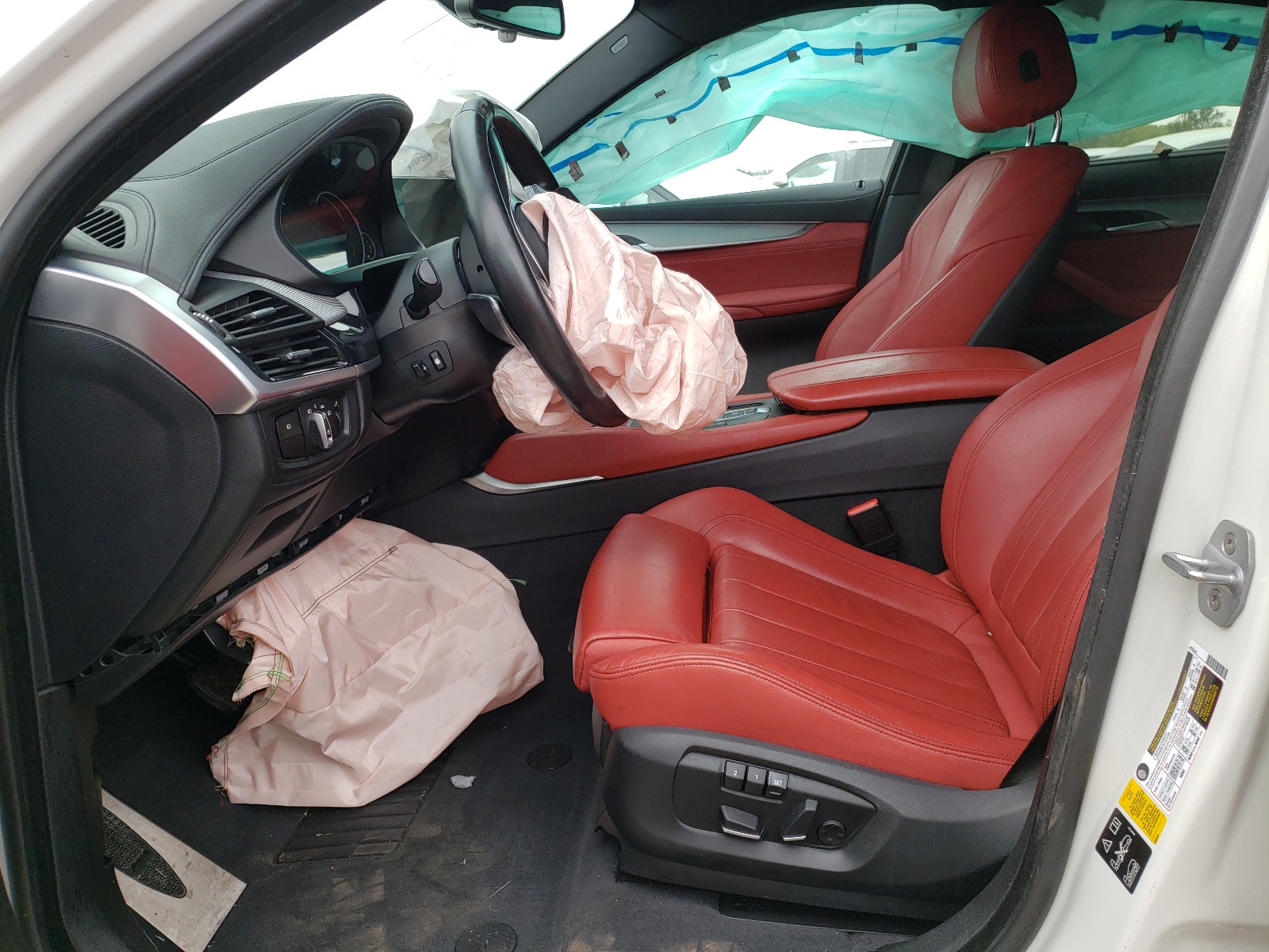 Photo 5 from auction – 2018 BMW X6 XDRIVE3 with VIN 5UXKU2C57J0X49779