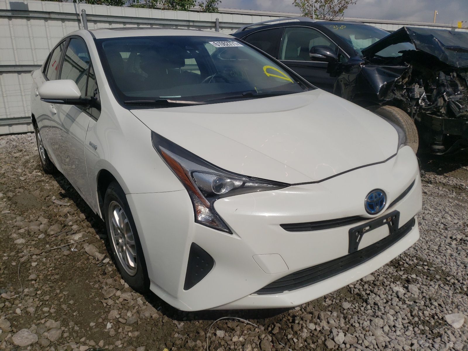 TOYOTA PRIUS 2016 with VIN JTDKARFU9G3513132 - Photo from auction