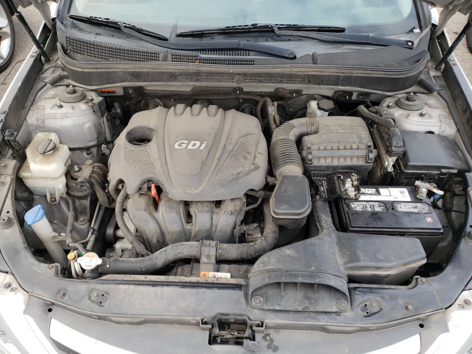 Photo 7 from auction – 2014 HYUNDAI SONATA GLS with VIN 5NPEB4AC9EH870923