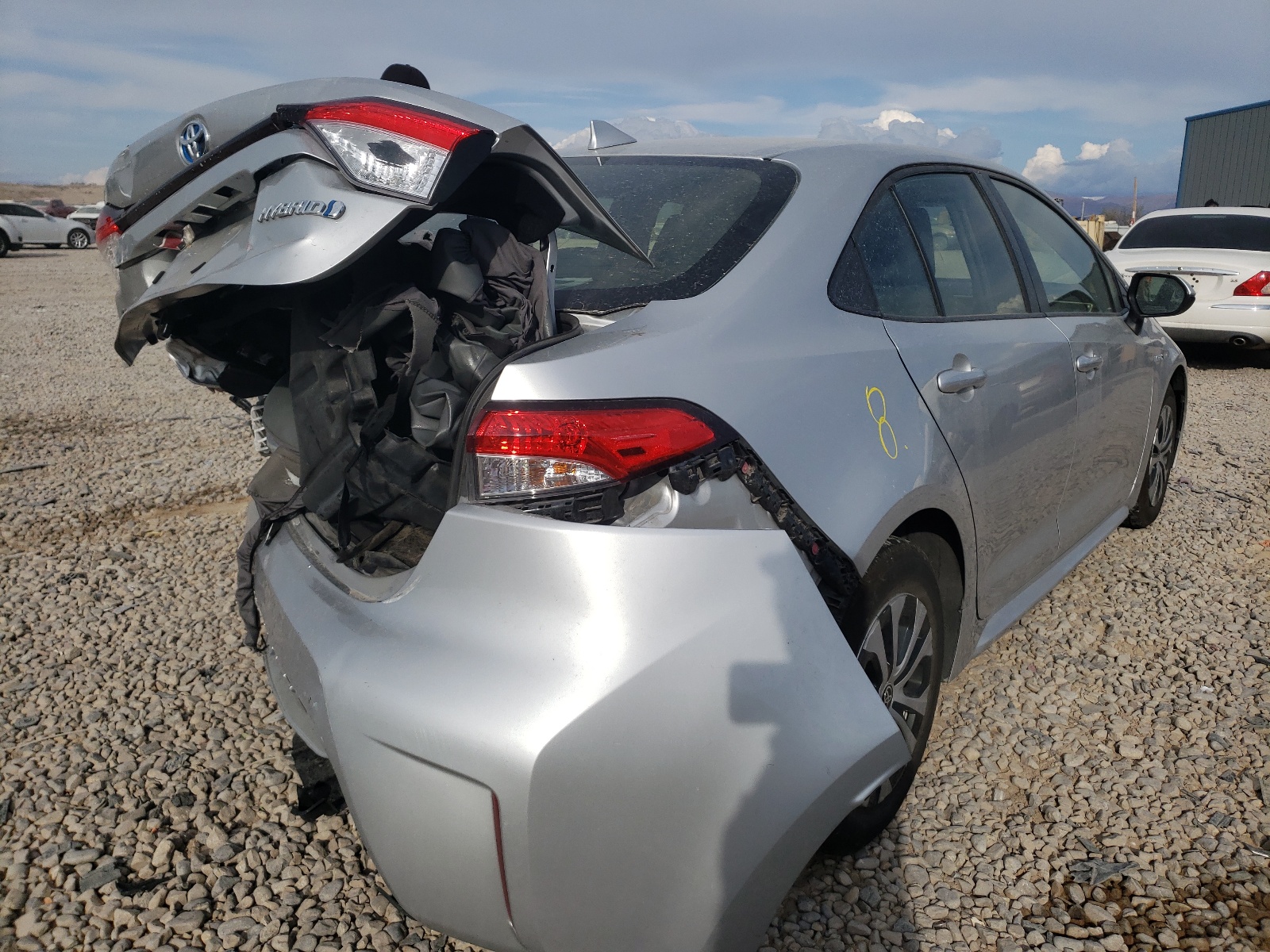 Photo 4 from auction – 2020 TOYOTA COROLLA LE with VIN JTDEBRBE5LJ027142