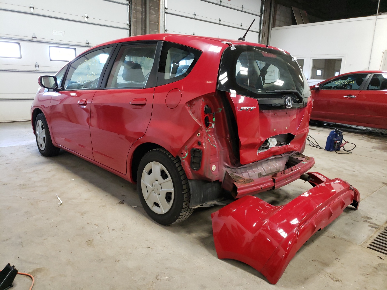 Photo 3 from auction – 2013 HONDA FIT with VIN JHMGE8H3XDC037380