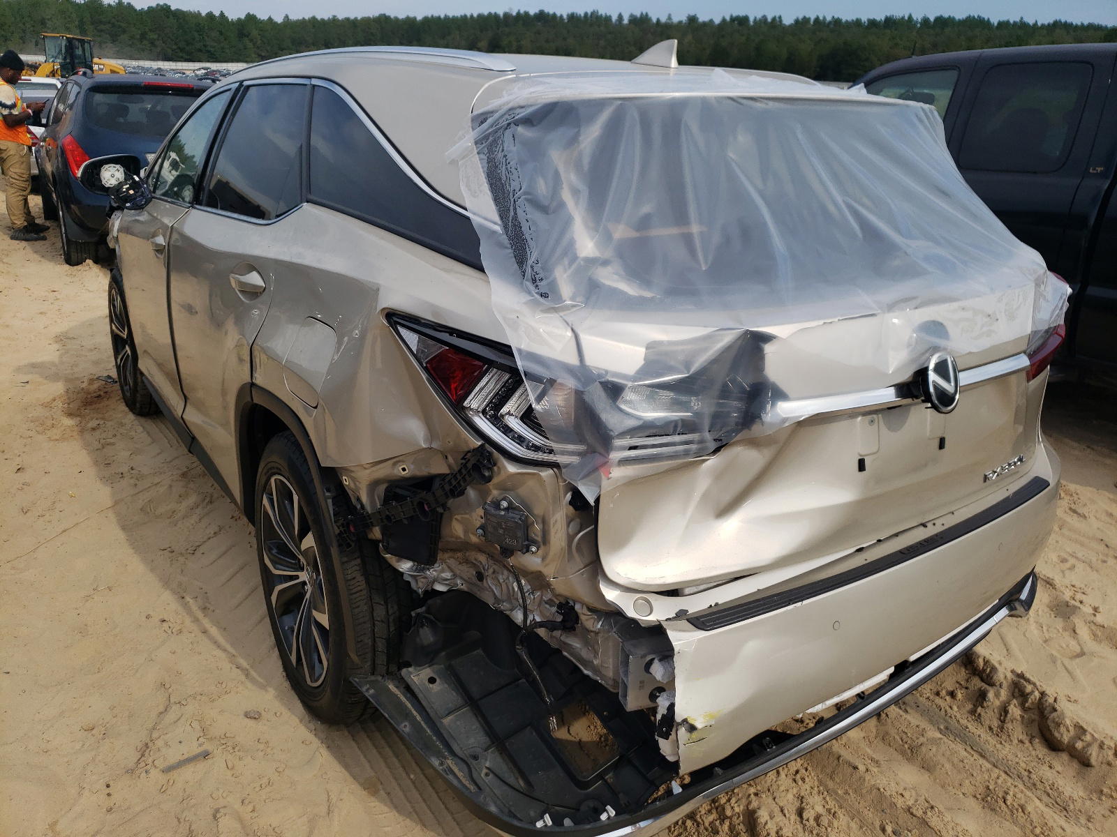 Photo 3 from auction – 2018 LEXUS RX 350 L with VIN JTJDZKCA8J2011306