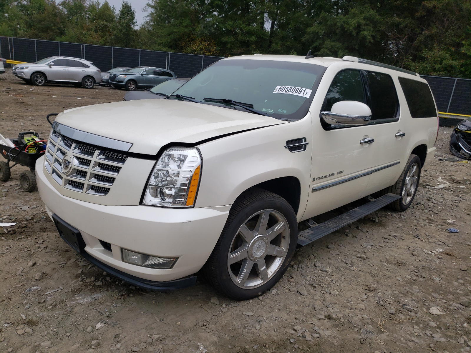 Photo 2 from auction – 2008 CADILLAC ESCALADE E with VIN 1GYFK66848R222370
