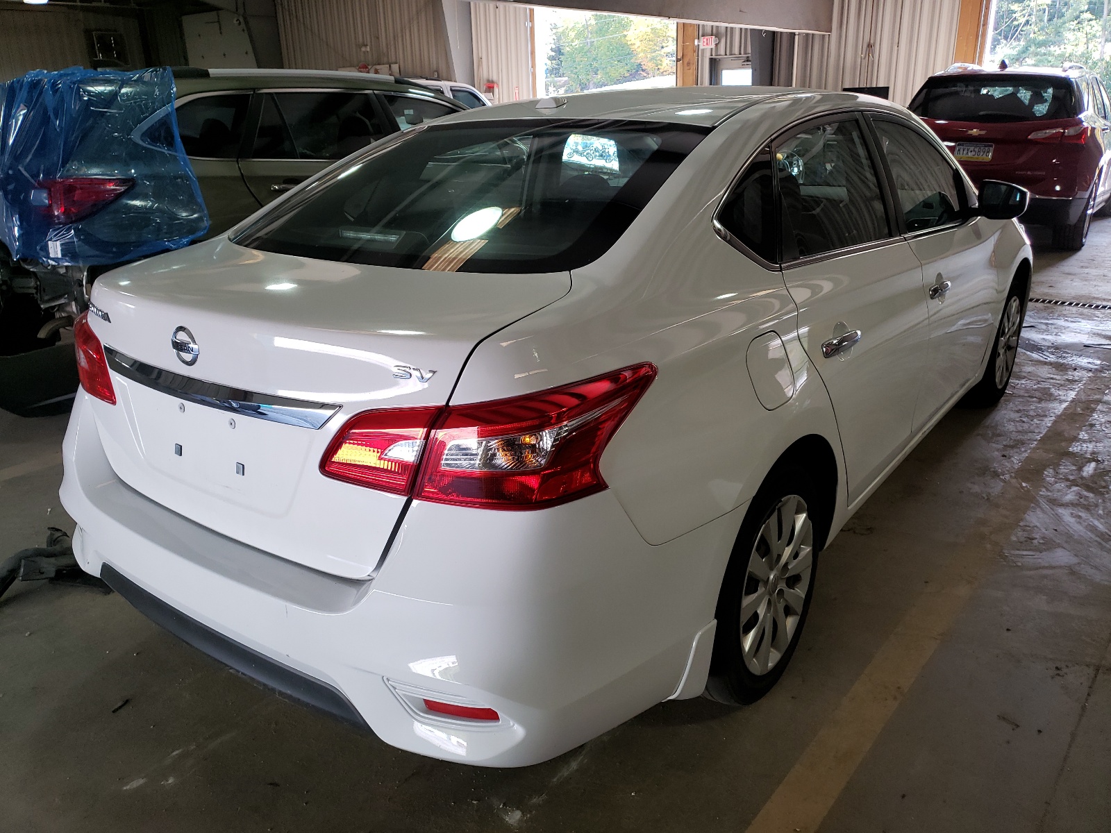 Photo 4 from auction – 2017 NISSAN SENTRA S with VIN 3N1AB7AP4HL641267