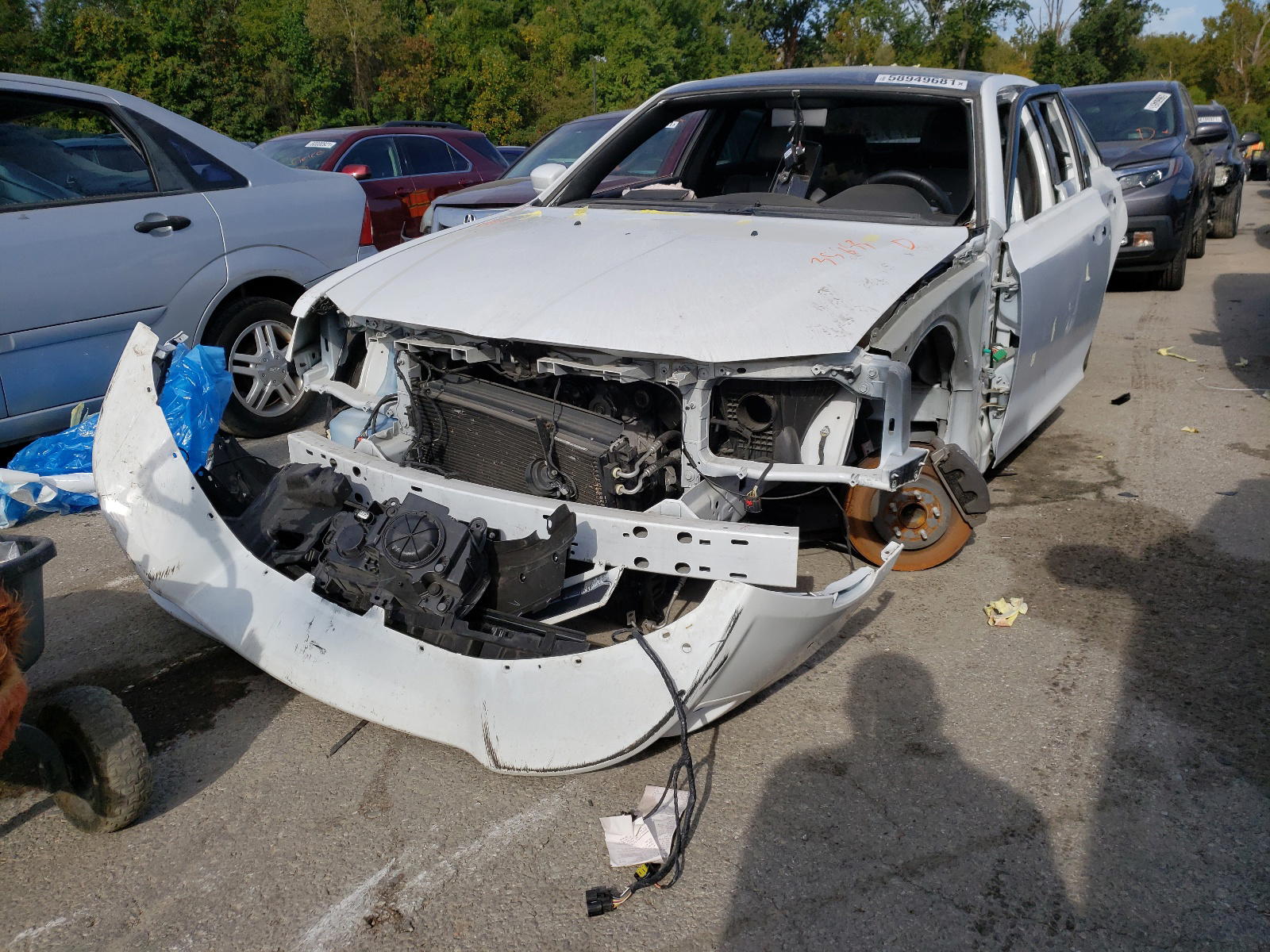 Photo 2 from auction – 2018 CHRYSLER 300 S with VIN 2C3CCABT4JH127319
