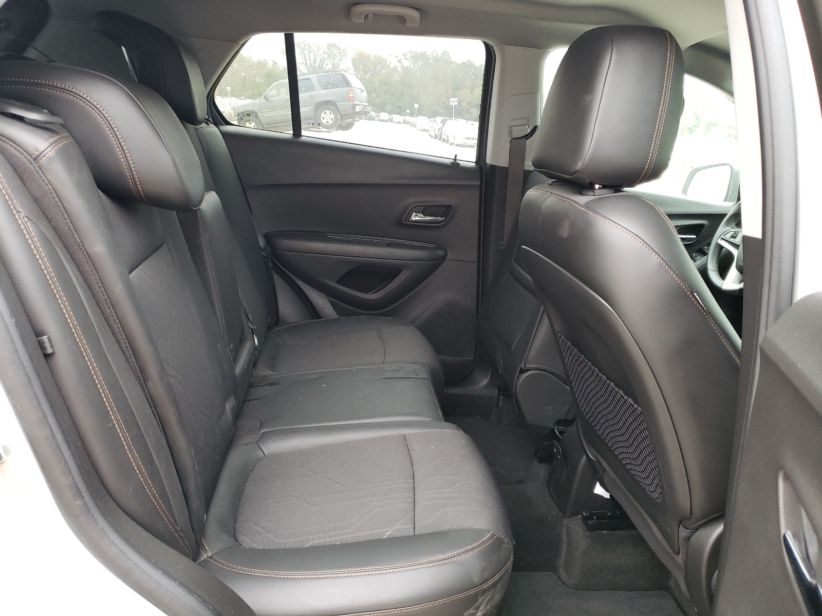 Photo 6 from auction – 2019 CHEVROLET TRAX 1LT with VIN KL7CJPSB5KB835789