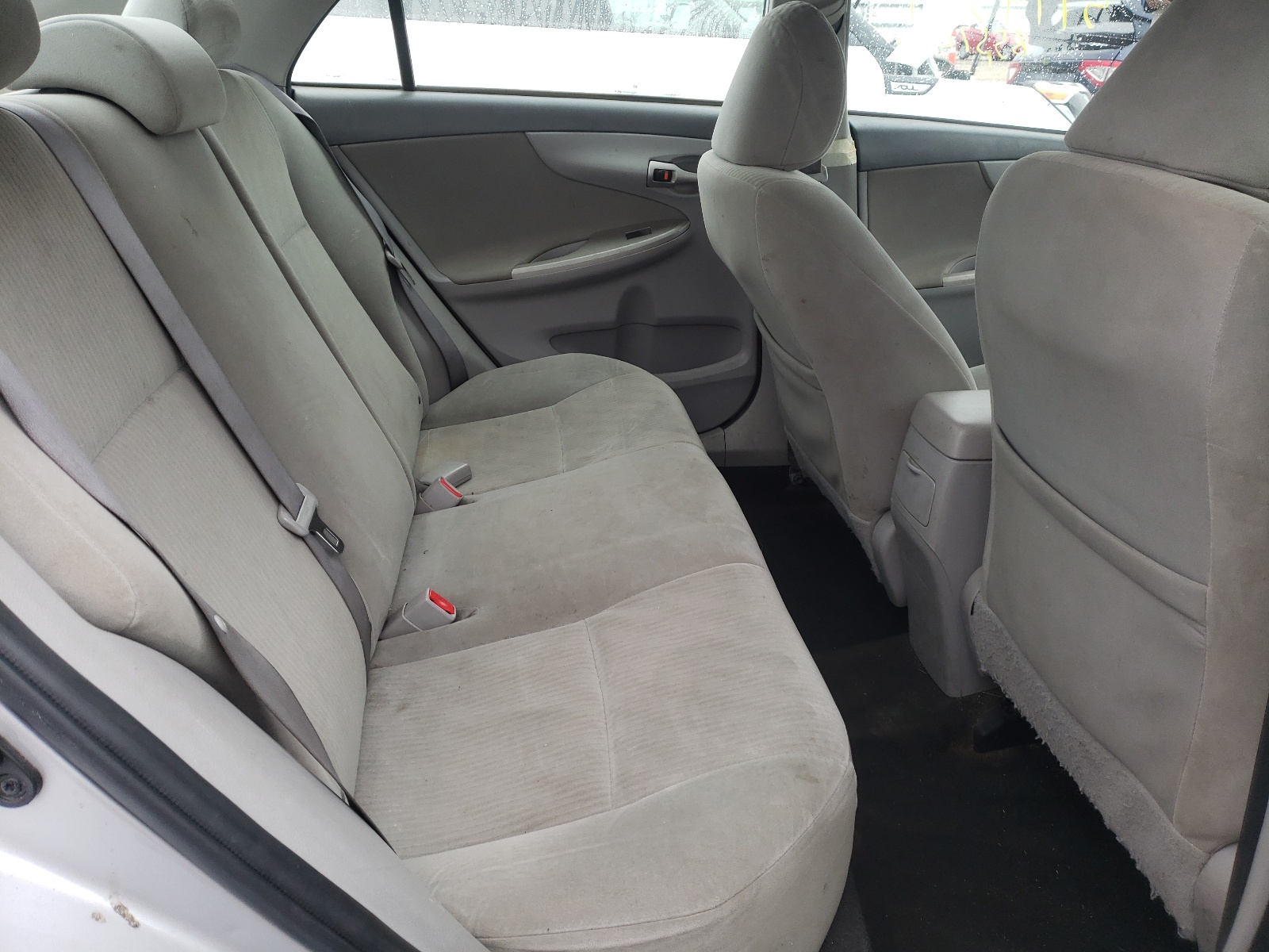 Photo 6 from auction – 2010 TOYOTA COROLLA BA with VIN 1NXBU4EE3AZ268961
