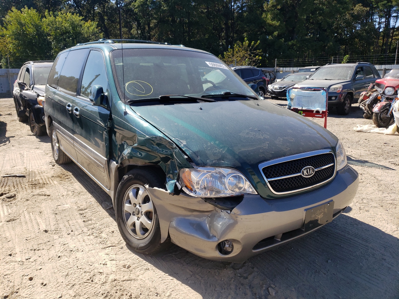 KIA SEDONA EX 2005 with VIN KNDUP132456671417 - Photo from auction