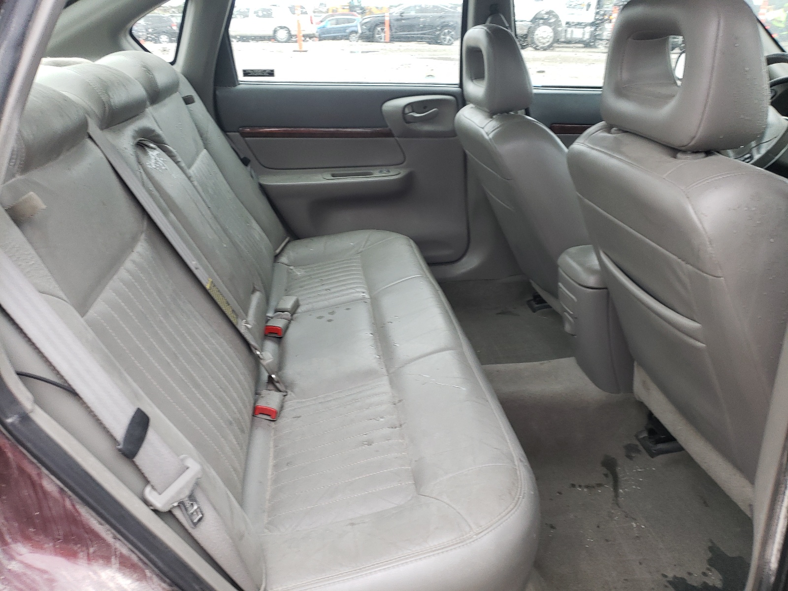 Photo 6 from auction – 2001 CHEVROLET IMPALA LS with VIN 2G1WH55K319113127