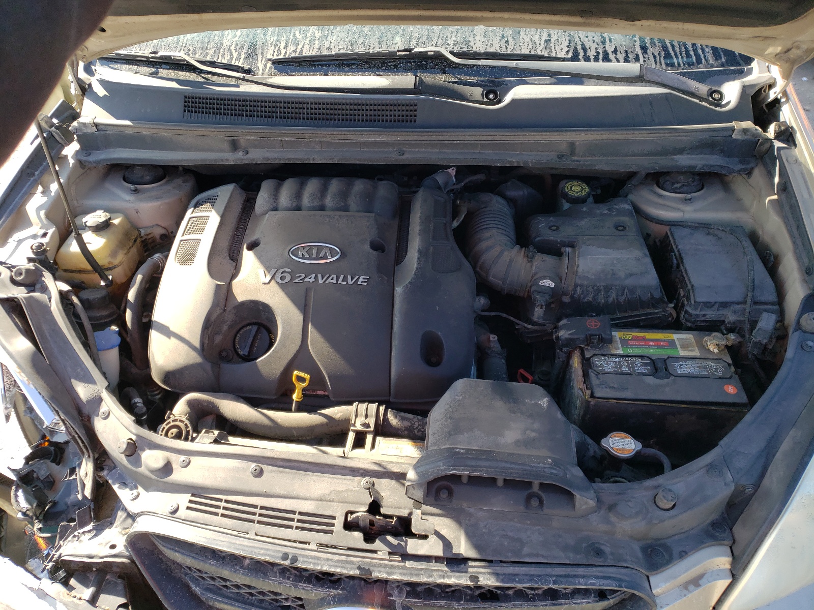 Photo 7 from auction – 2007 KIA RONDO LX with VIN KNAFG526777062210