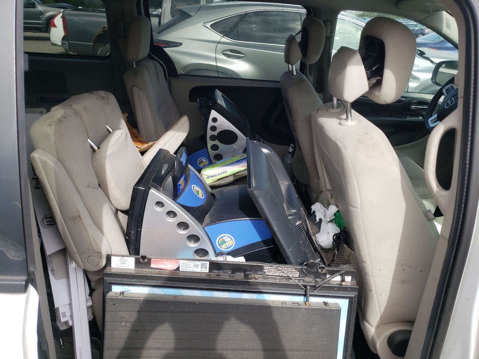 Photo 6 from auction – 2015 DODGE GRAND CARA with VIN 2C4RDGBGXFR718569