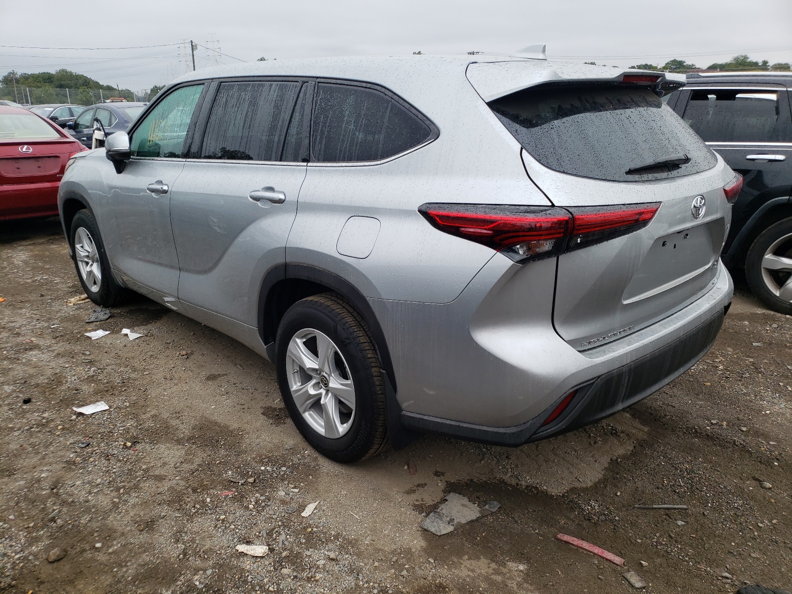 Photo 3 from auction – 2021 TOYOTA HIGHLANDER with VIN 5TDCZRBH7MS081818