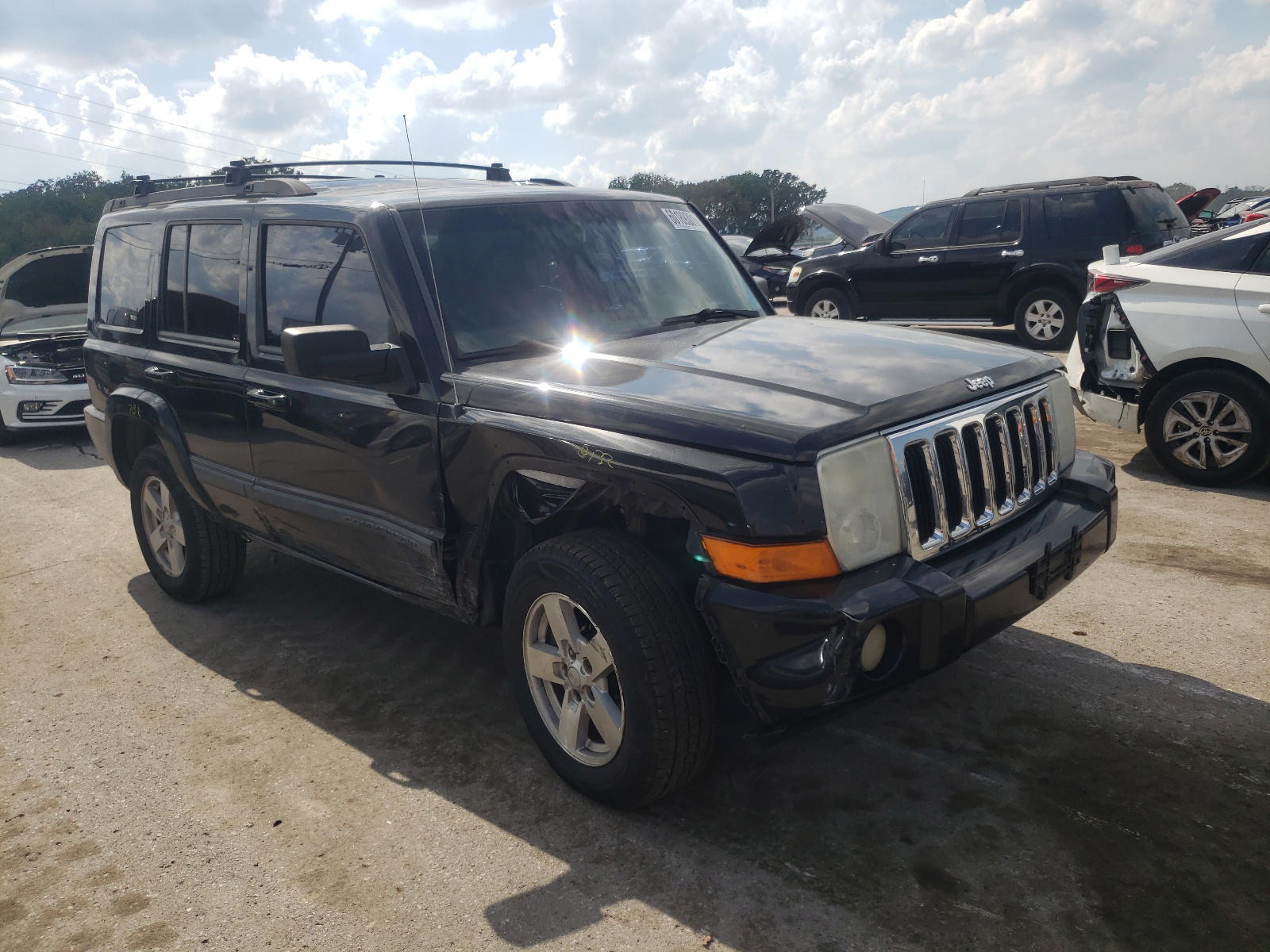 Photo 9 from auction – 2008 JEEP COMMANDER with VIN 1J8HG48K88C239858