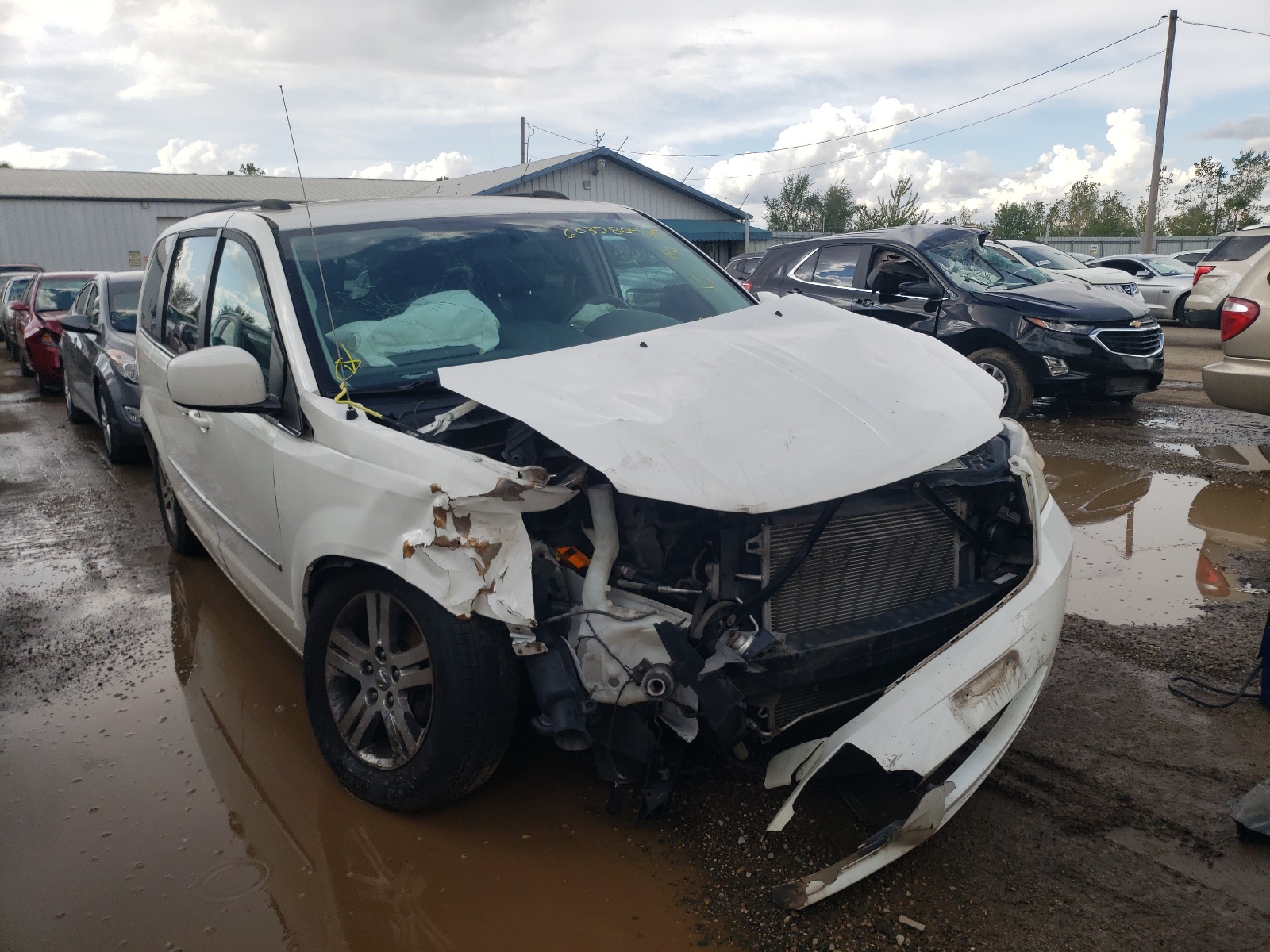 Фото 1 с аукциона – 2010 DODGE GRAND CARA с VIN 2D4RN5DX4AR332787