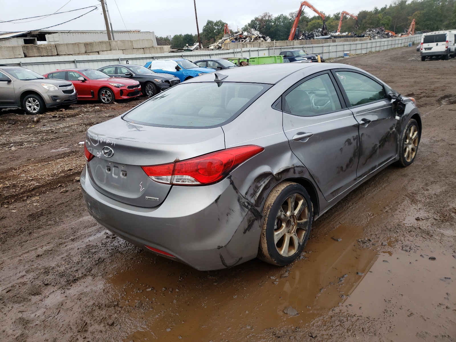 Photo 4 from auction – 2012 HYUNDAI ELANTRA GL with VIN KMHDH4AE2CU239943