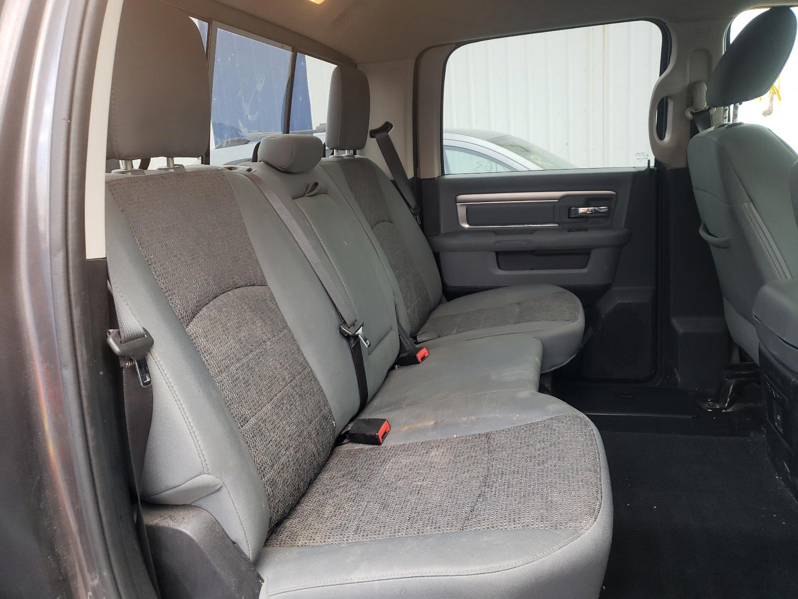 Photo 6 from auction – 2016 RAM 1500 SLT with VIN 1C6RR7TT7GS160832