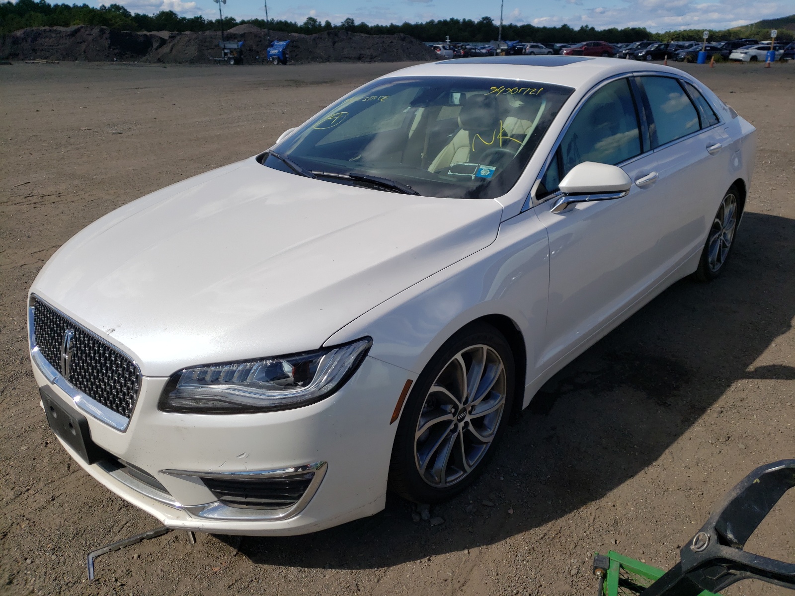 Photo 2 from auction – 2019 LINCOLN MKZ RESERV with VIN 3LN6L5D94KR623336