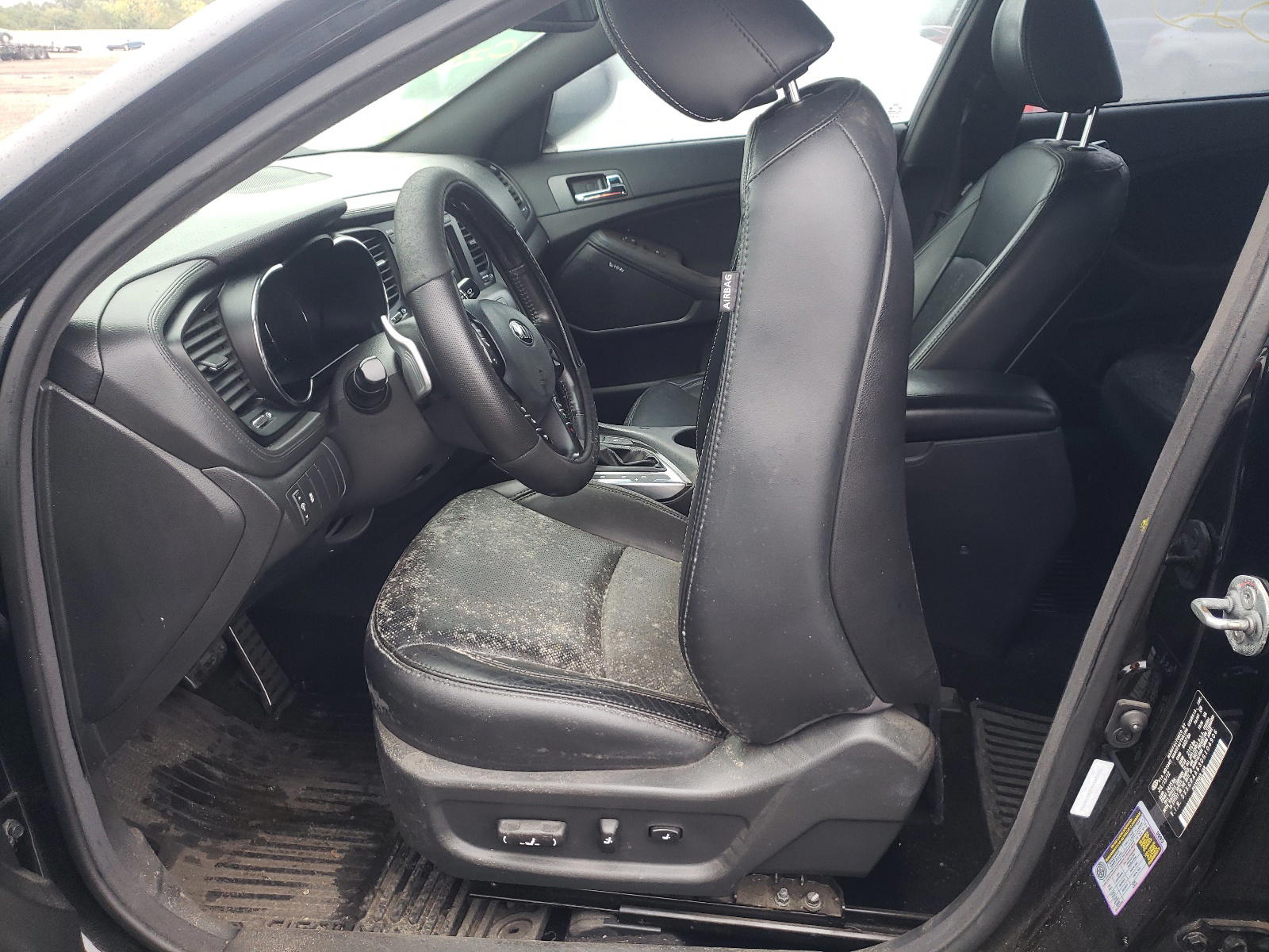 Photo 5 from auction – 2013 KIA OPTIMA SX with VIN 5XXGR4A63DG104906
