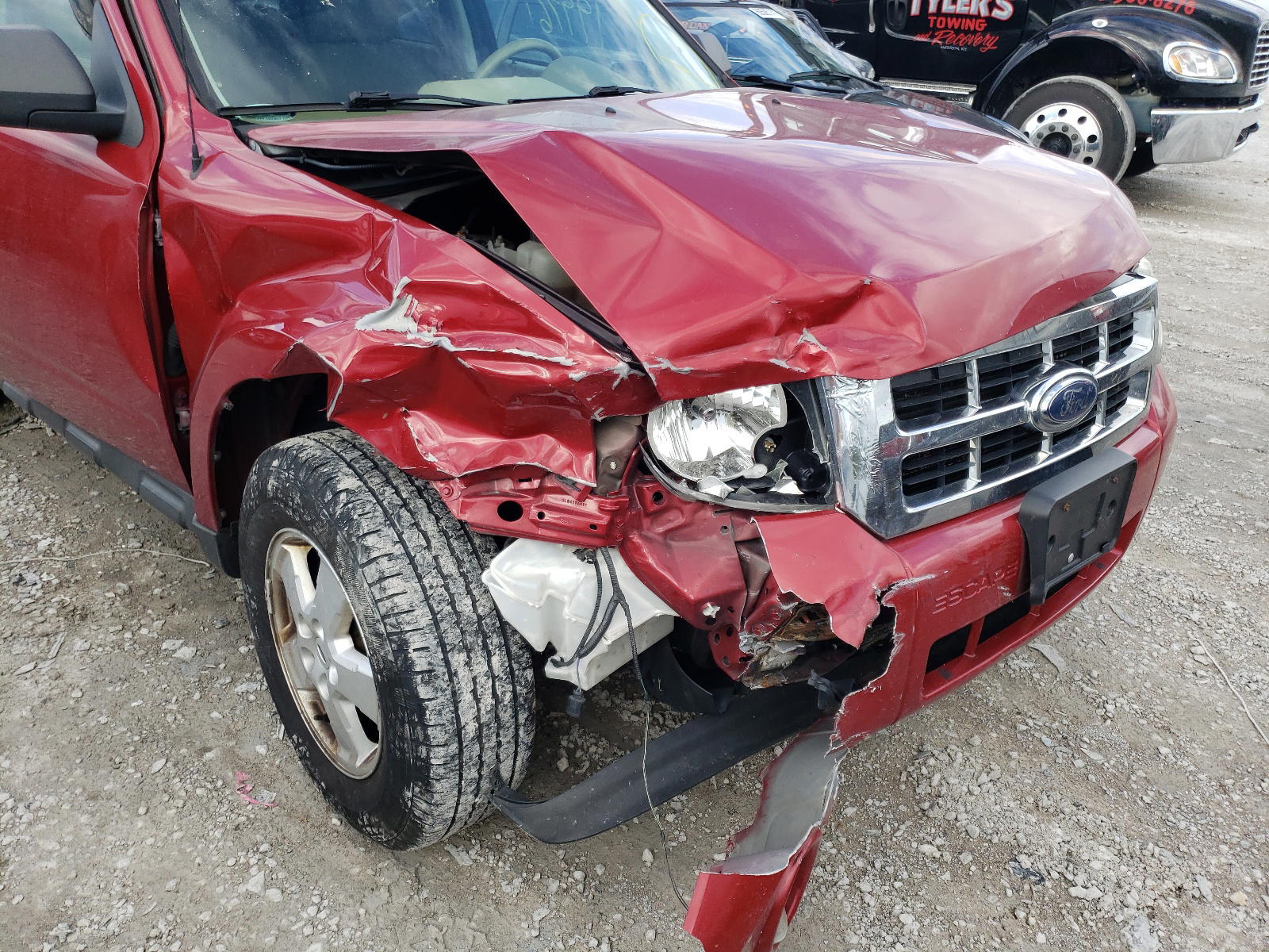 Photo 9 from auction – 2010 FORD ESCAPE XLT with VIN 1FMCU0D76AKA42201