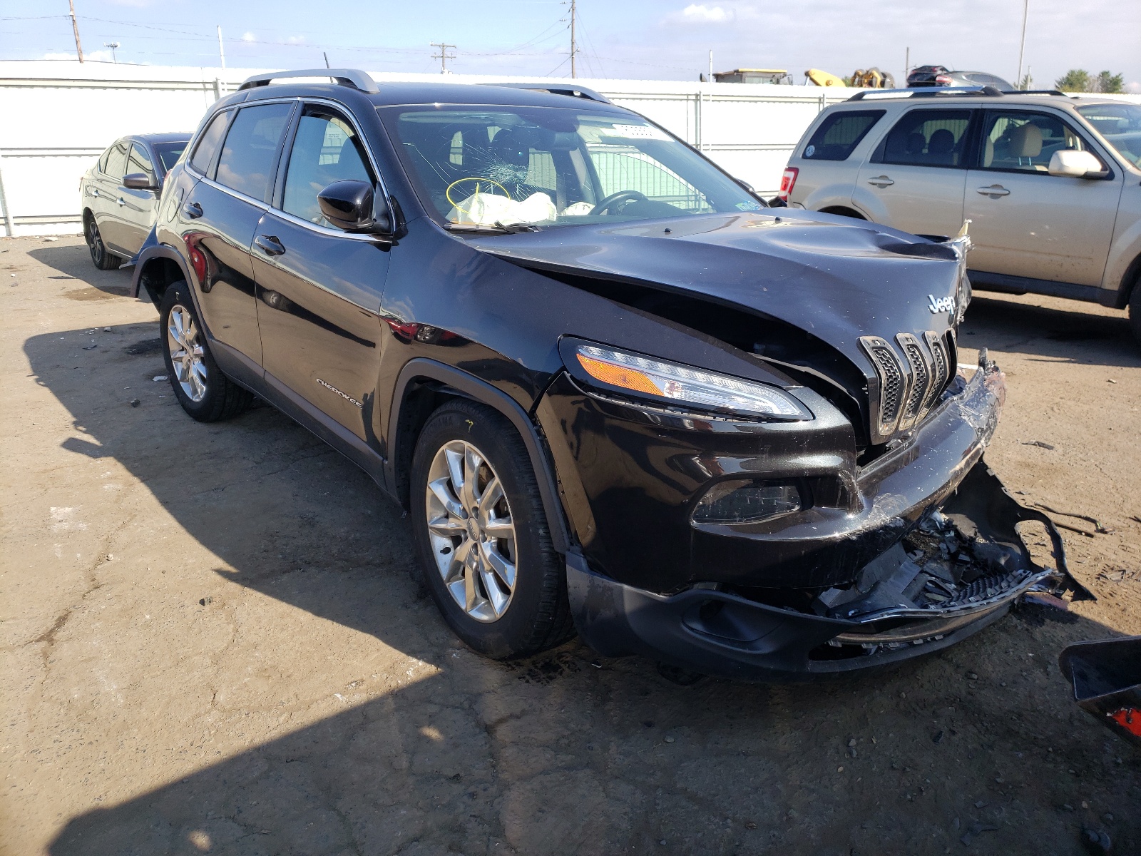Photo 1 from auction – 2015 JEEP CHEROKEE L with VIN 1C4PJMDS6FW647877