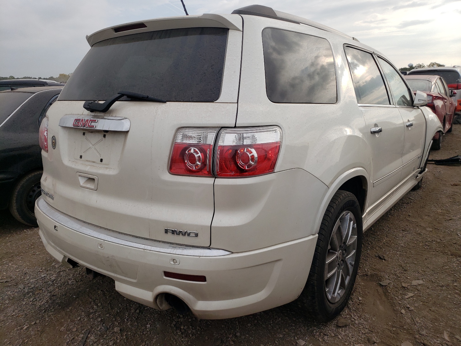 صورة رقم 4 من المزاد - 2011 GMC ACADIA DEN مع VIN 1GKKVTED6BJ390062