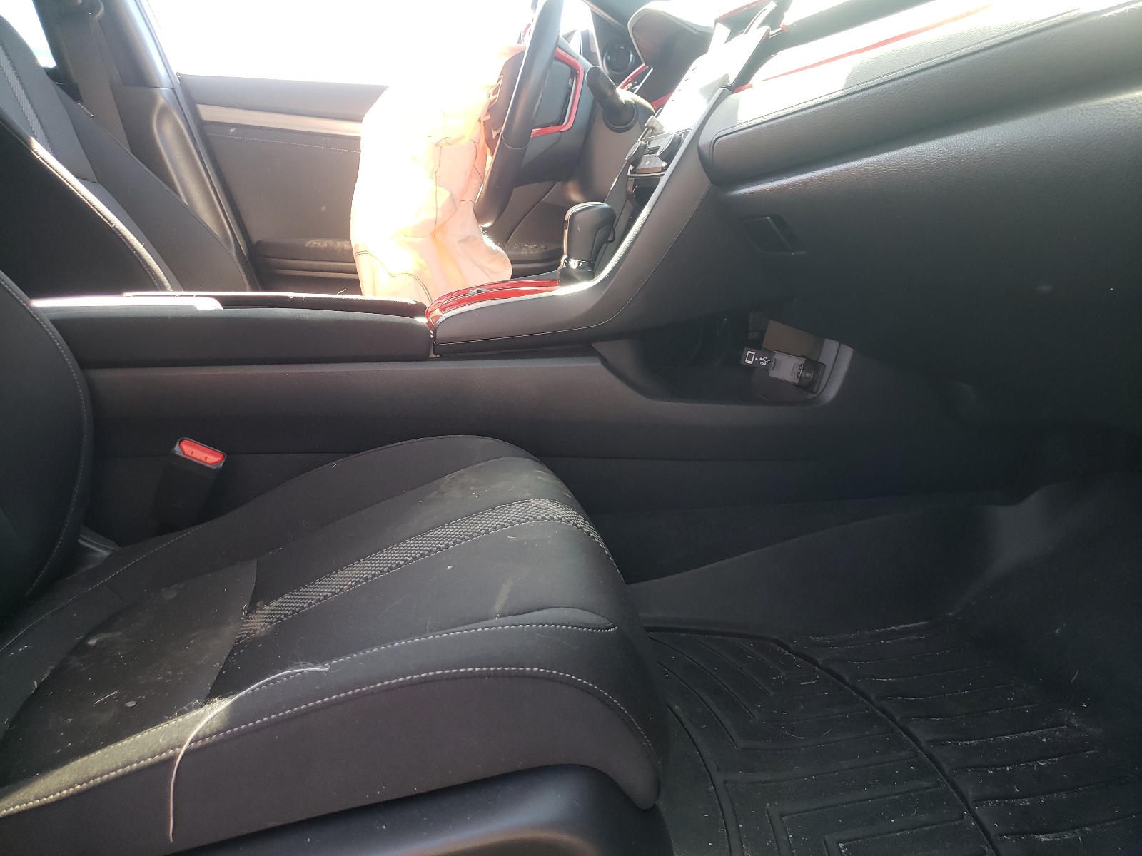 Photo 5 from auction – 2020 HONDA CIVIC EX with VIN SHHFK7H63LU203023