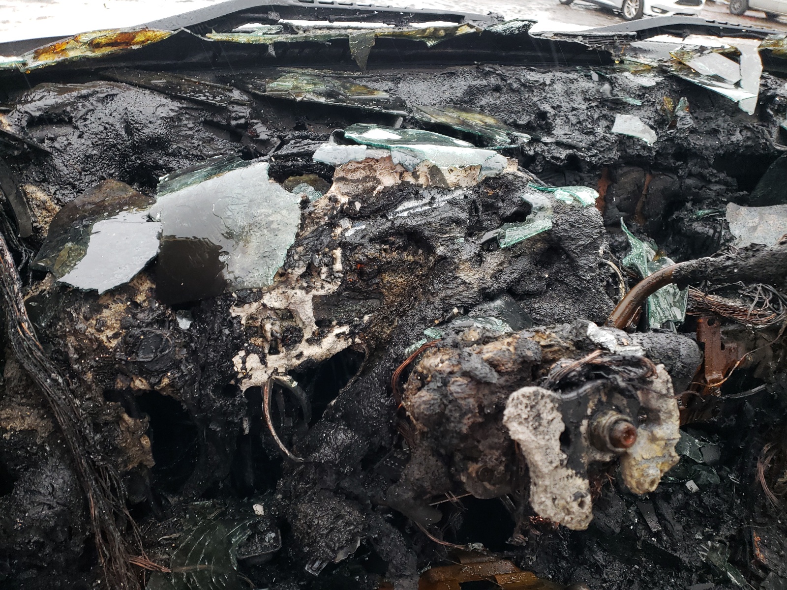 Photo 8 from auction – 2011 GMC SIERRA K15 with VIN 3GTP2VE35BG404645