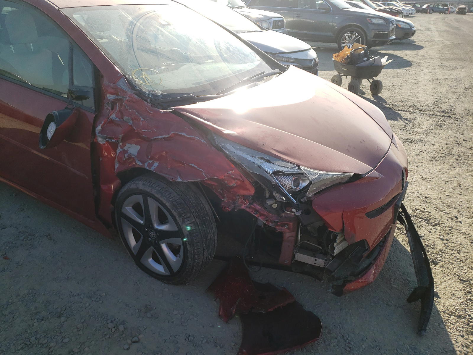 Photo 9 from auction – 2016 TOYOTA PRIUS with VIN JTDKARFU1G3511049