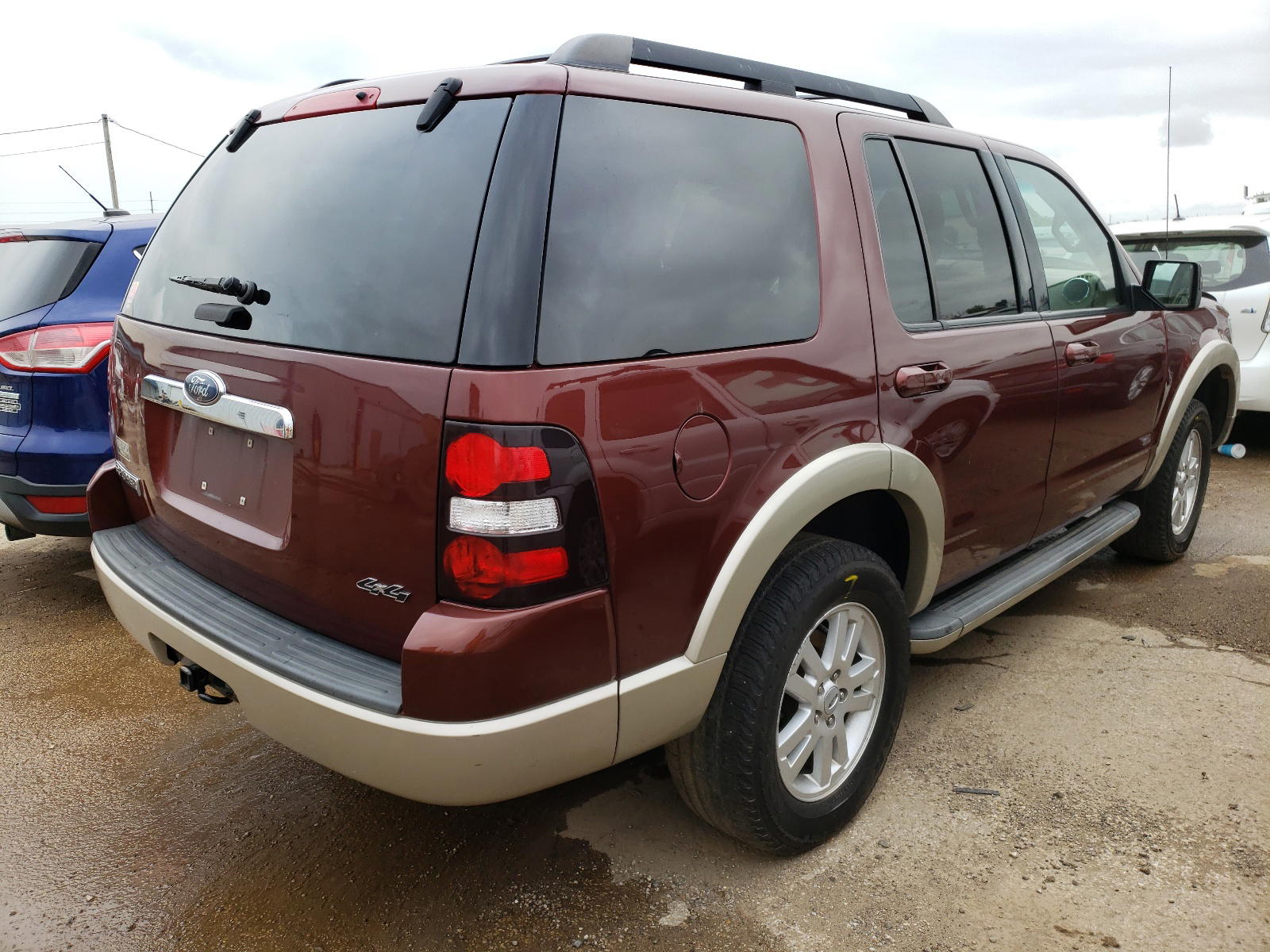 Photo 4 from auction – 2010 FORD EXPLORER E with VIN 1FMEU7EE8AUA40596