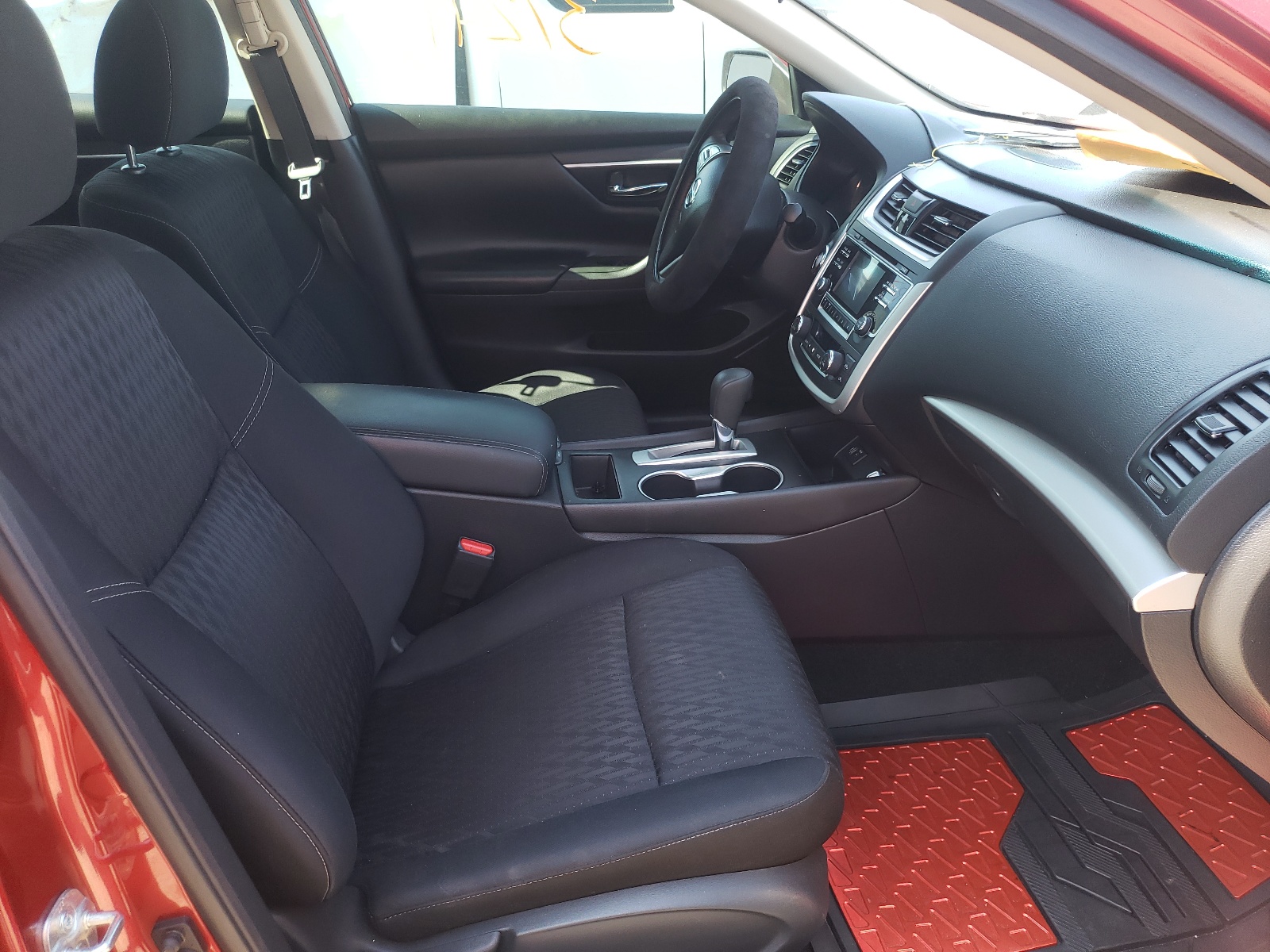 Photo 5 from auction – 2017 NISSAN ALTIMA 2.5 with VIN 1N4AL3AP7HC293565